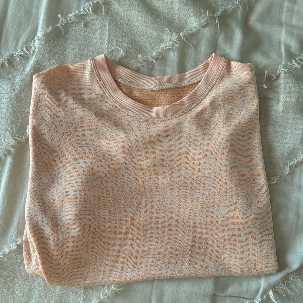 Lululemon short sleeve